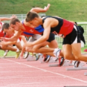 Salida de un sprint de 100 m. Lyon (France), 2004